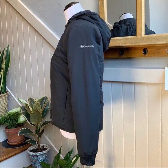 Columbia Hillside Spring Reversible Jacket in Black - Picture 13 of 16
